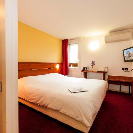 Le Passage  Brit Hotel Agen - L'Aquitaine מראה חיצוני תמונה