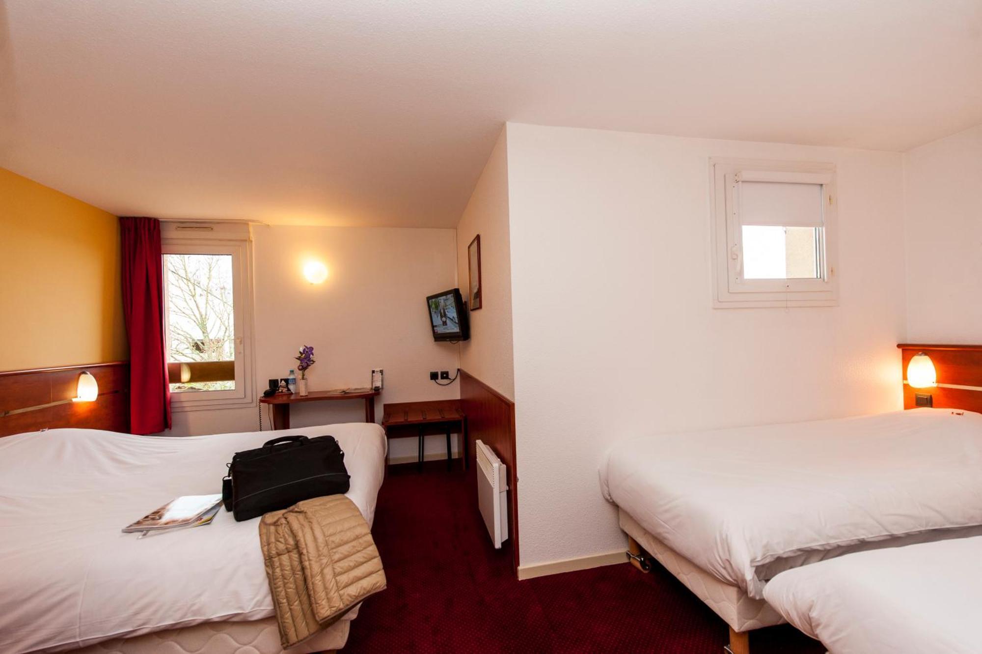 Le Passage  Brit Hotel Agen - L'Aquitaine מראה חיצוני תמונה